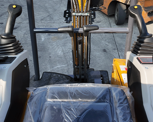 Koparka 2 tonowa na sprzedaż