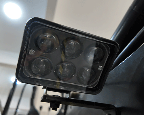 Mała koparka o masie 1,2 tony